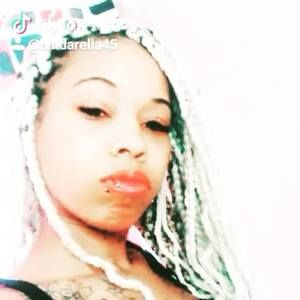 Meet your Posher, Applecinnamon